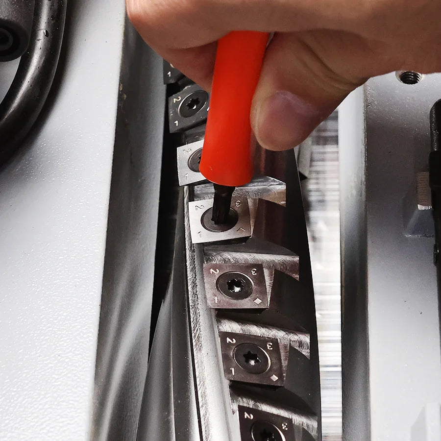 Machorool® FB132H 13" 2-Speed Thickness Planer with Helical Cutterhead - FindBuyTool